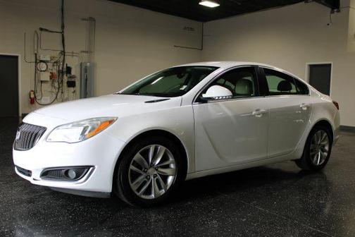 White 2014 Buick Regal Turbo