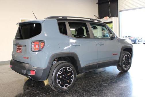 2017 Jeep Renegade Trailhawk