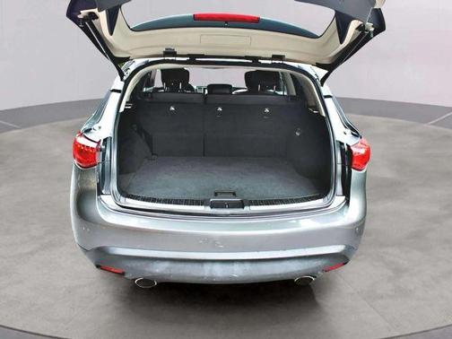 Gray 2017 INFINITI QX70 Base