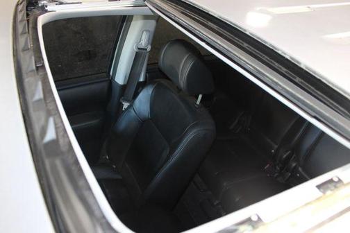 Silver 2010 Honda Pilot EX-L