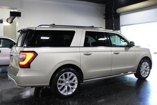 Gold 2018 Ford Expedition Max Platinum