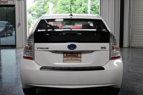 White 2010 Toyota Prius IV
