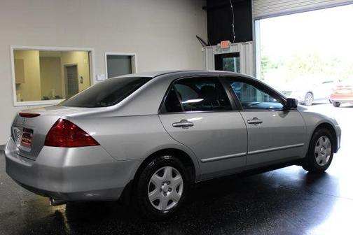 Silver 2007 Honda Accord LX