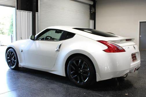 Pearl White 2015 Nissan 370Z Base