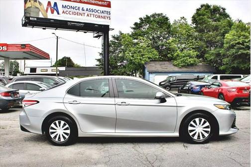 2019 Toyota Camry LE