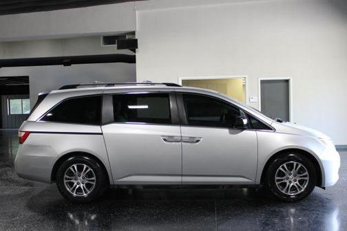 Silver 2013 Honda Odyssey EX-L