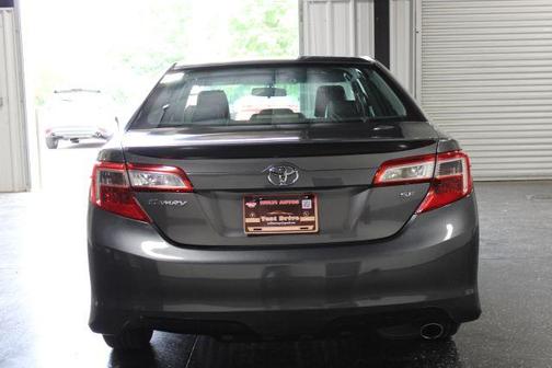 Gray 2013 Toyota Camry SE