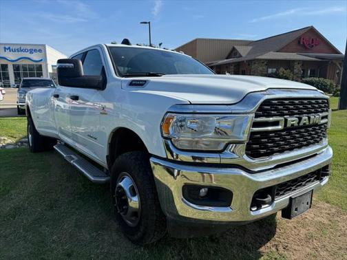 2024 RAM 3500 Big Horn Crew Cab 4x4 8' Box