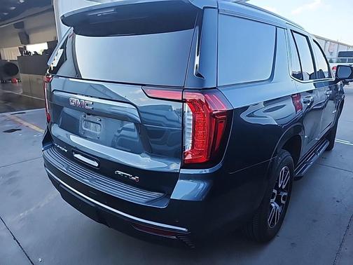 2021 GMC Yukon 4WD AT4
