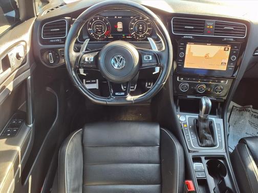 2019 Volkswagen Golf R 2.0T DSG
