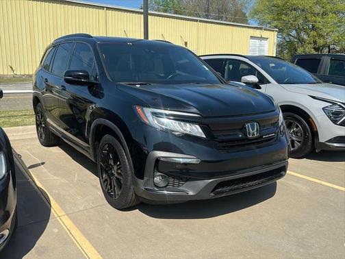 2022 Honda Pilot AWD Black Edition
