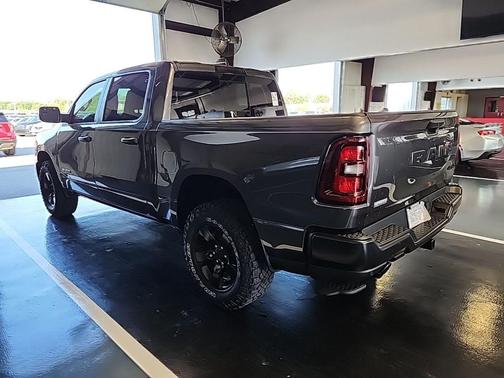 2025 RAM 1500 Warlock Crew Cab 4x4 5'7' Box