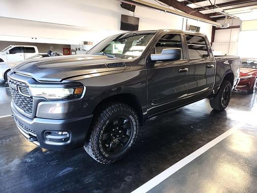 2025 RAM 1500 Warlock Crew Cab 4x4 5'7' Box