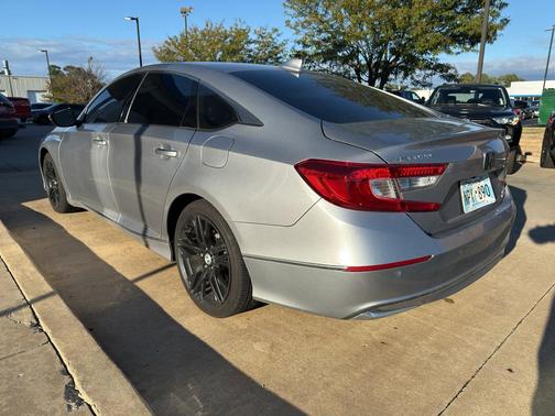 2022 Honda Accord Hybrid Touring