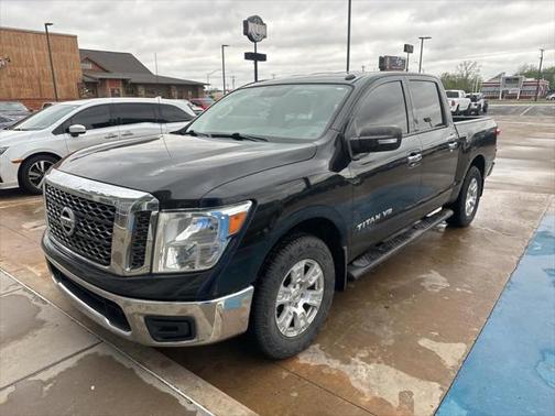 2018 Nissan Titan SV