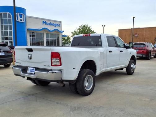 2024 RAM 3500 Big Horn Crew Cab 4x4 8' Box