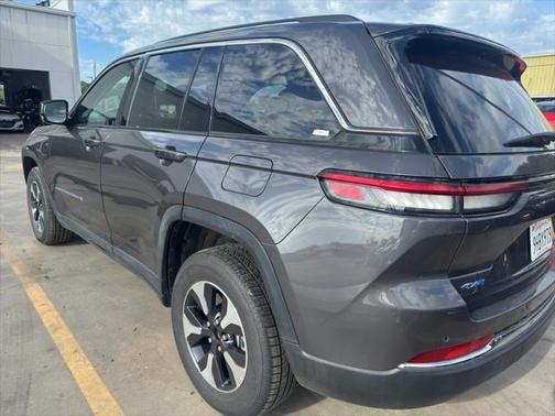 2023 Jeep Grand Cherokee 4xe Base