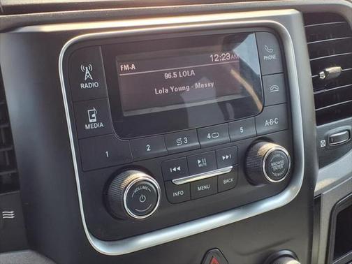 2018 RAM 1500 ST