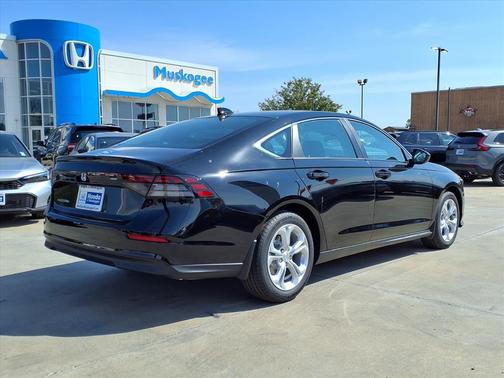 2025 Honda Accord LX 1.5T