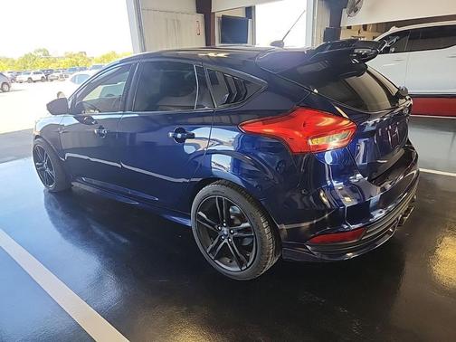 2016 Ford Focus ST 