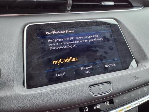 2021 Cadillac XT4 Premium Luxury