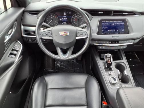 2021 Cadillac XT4 Premium Luxury