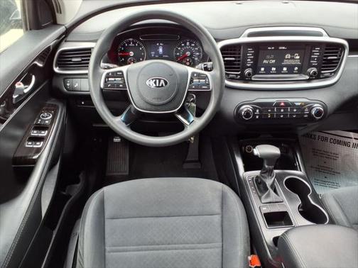 2020 Kia Sorento LX