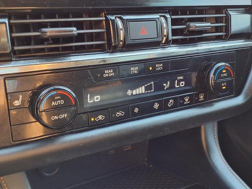 2023 Nissan Pathfinder Rock Creek 4WD