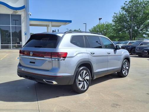 2024 Volkswagen Atlas 2.0T SE w/Technology 4MOTION