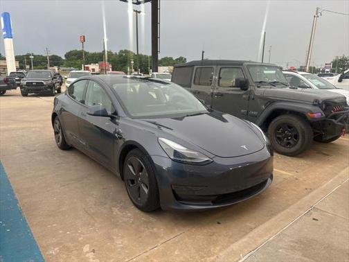 2022 Tesla Model 3 Standard Range