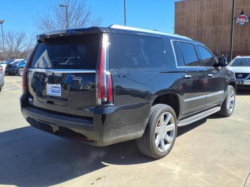 2020 Cadillac Escalade ESV Luxury