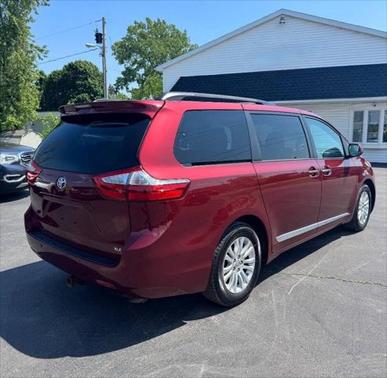 2015 Toyota Sienna XLE