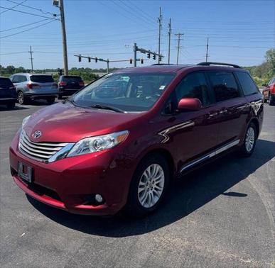 2015 Toyota Sienna XLE