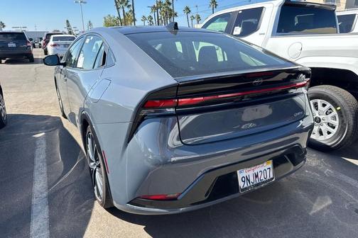 2024 Toyota Prius XLE