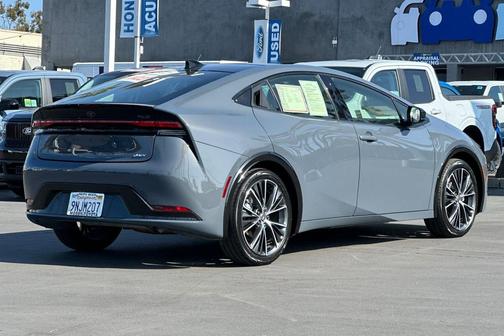 2024 Toyota Prius XLE