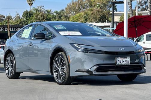 2024 Toyota Prius XLE