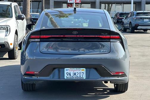 2024 Toyota Prius XLE