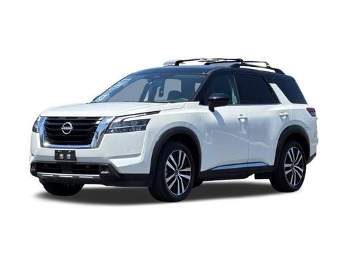 Super Black 2023 Nissan Pathfinder Platinum 4WD