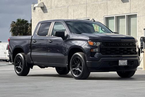 2022 Chevrolet Silverado 1500 Custom