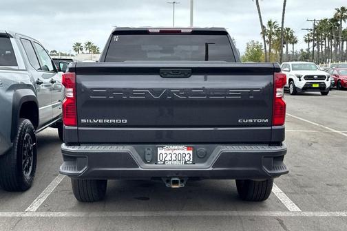 2022 Chevrolet Silverado 1500 Custom