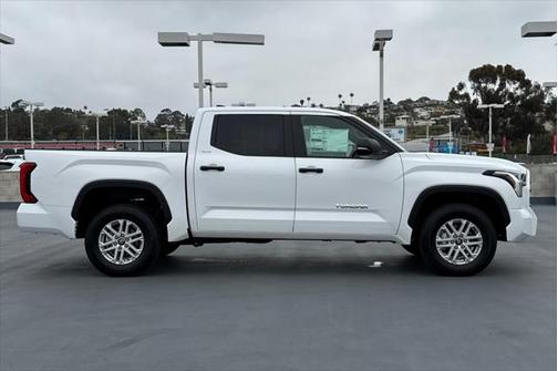 2025 Toyota Tundra SR5