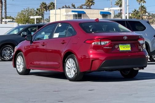 2026 Toyota Corolla Hybrid LE