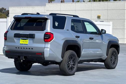 2025 Toyota 4Runner SR5