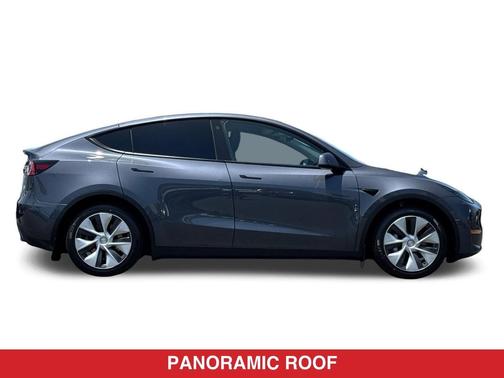 Midnight Silver Metallic 2023 Tesla Model Y Long Range Dual Motor All-Wheel Drive