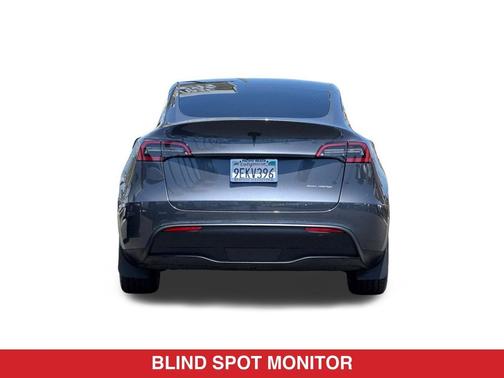 Midnight Silver Metallic 2023 Tesla Model Y Long Range Dual Motor All-Wheel Drive