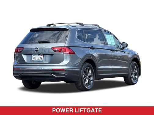 Platinum Gray Metallic 2023 Volkswagen Tiguan 2.0T SE