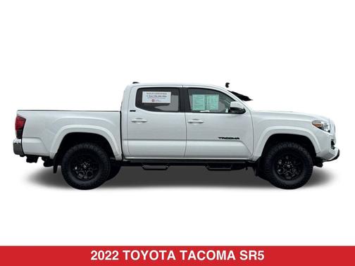 White 2022 Toyota Tacoma SR5