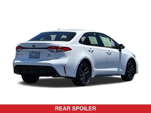 Ice Cap 2025 Toyota Corolla Hybrid SE