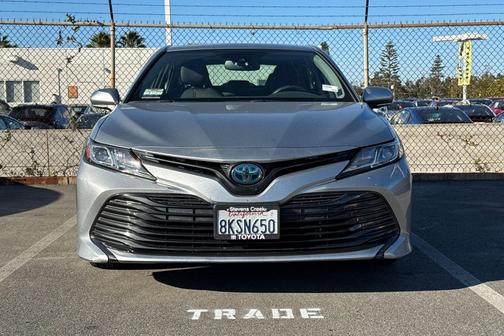 2019 Toyota Camry Hybrid LE