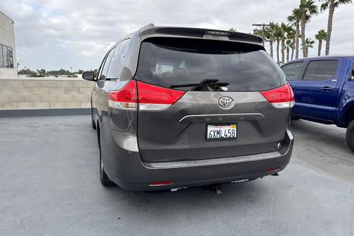2013 Toyota Sienna LE